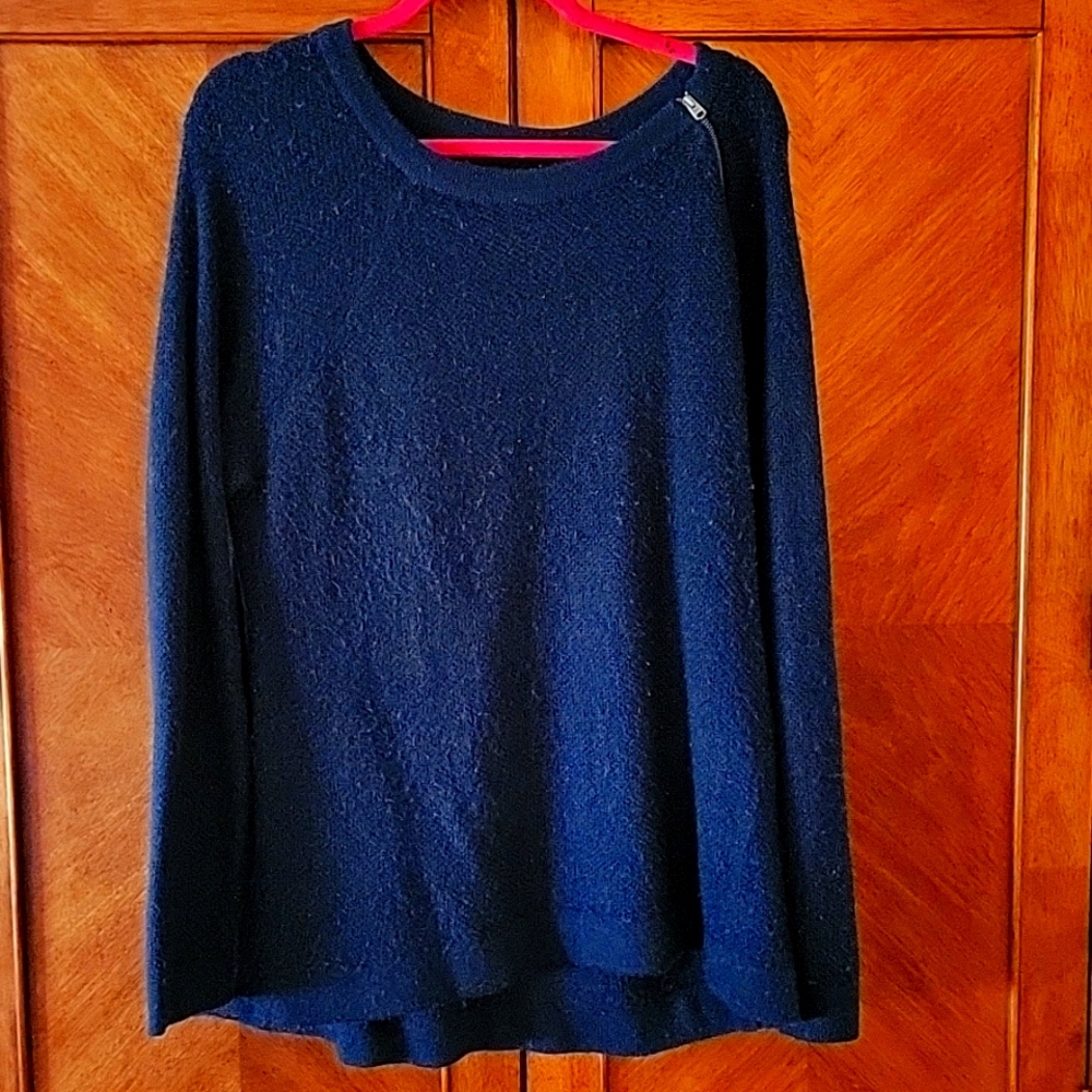 Abercrombie and Fitch sweater